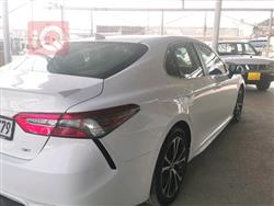 تۆیۆتا کامری